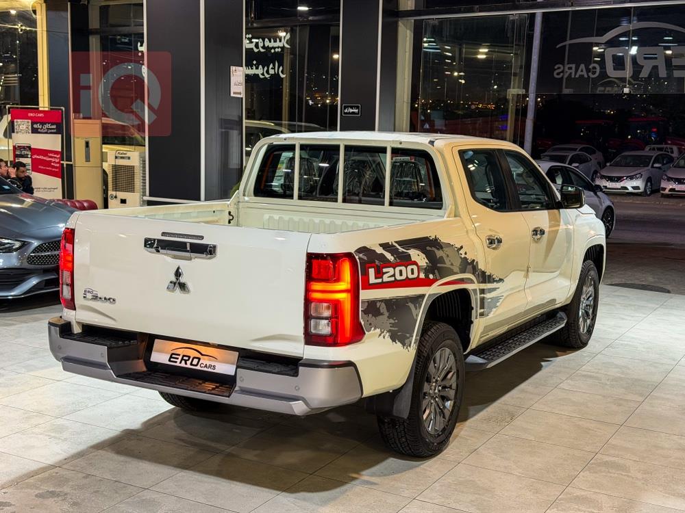 ميتسوبيشي L200